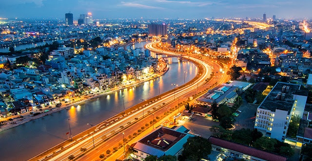 Thị trường địa ốc Hồ Chí Minh biến động bất ngờ