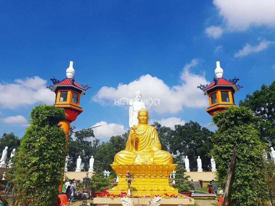 Chùa Phật Cô Đơn – Bát Bửu Phật Đài