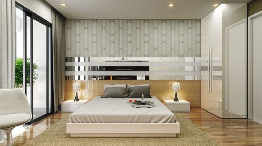 Phòng ngủ rộng rãi với đồ nội thất hiện đại